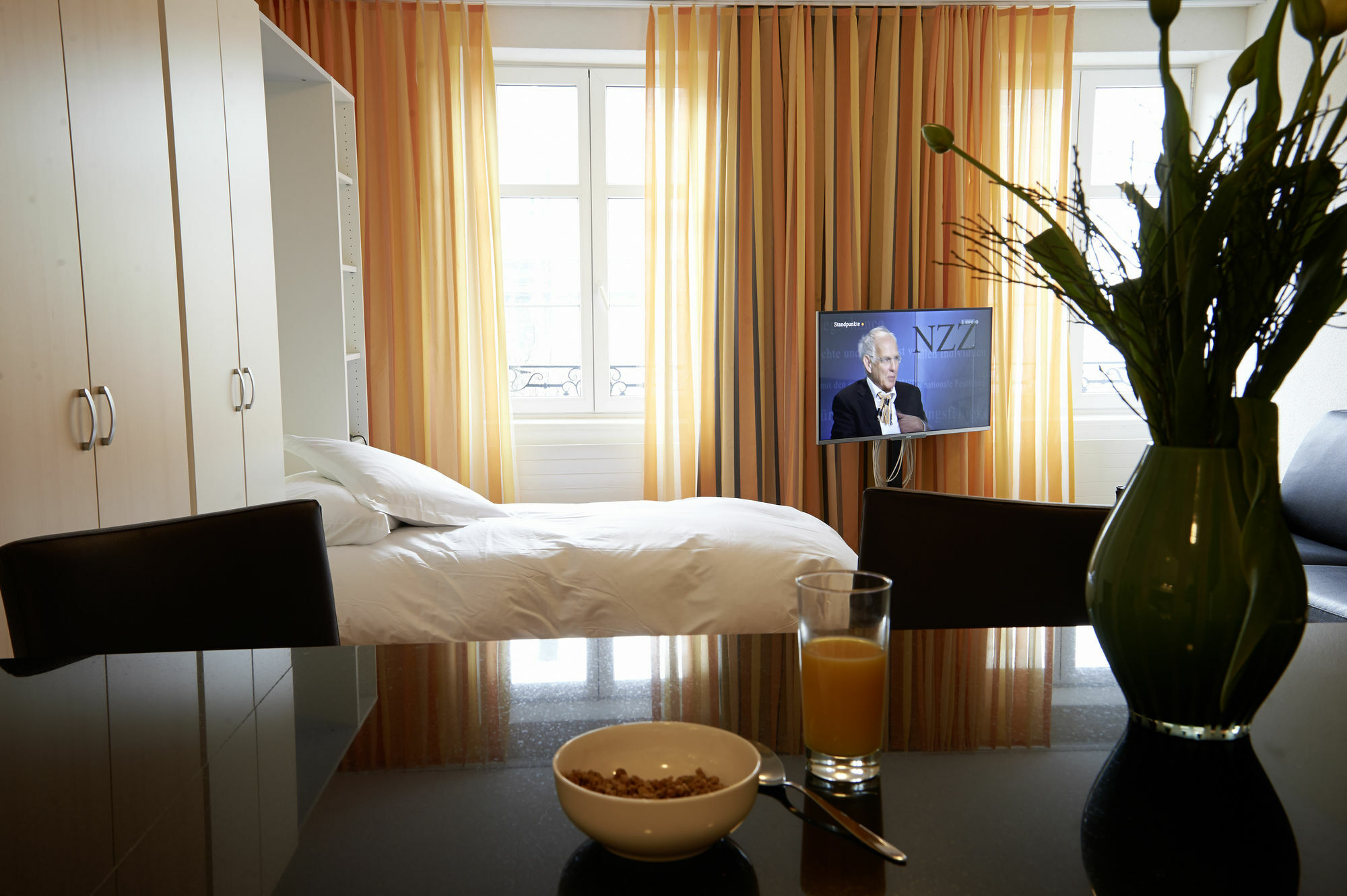 Residence Apartments By Hotel Du Commerce Βασιλεία Εξωτερικό φωτογραφία